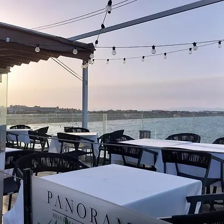 Autentico Velero En Hotel na wodzie *