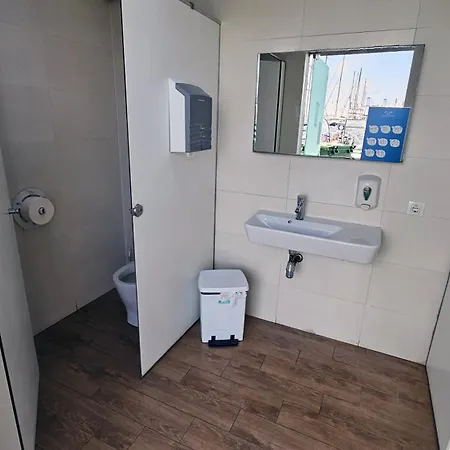 Autentico Velero En *