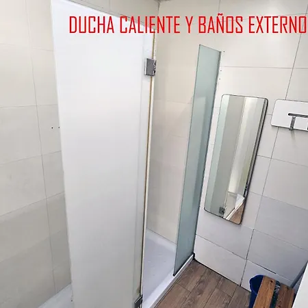 Autentico Velero En Hotel na wodzie